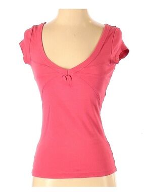 Rebecca Beeson Coral Size Sm (1) Short Sleeve T-Shirt